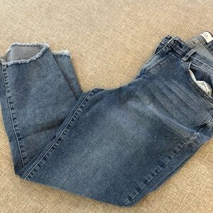 Nicole Miller Crop Frayed Hem Blue Jeans